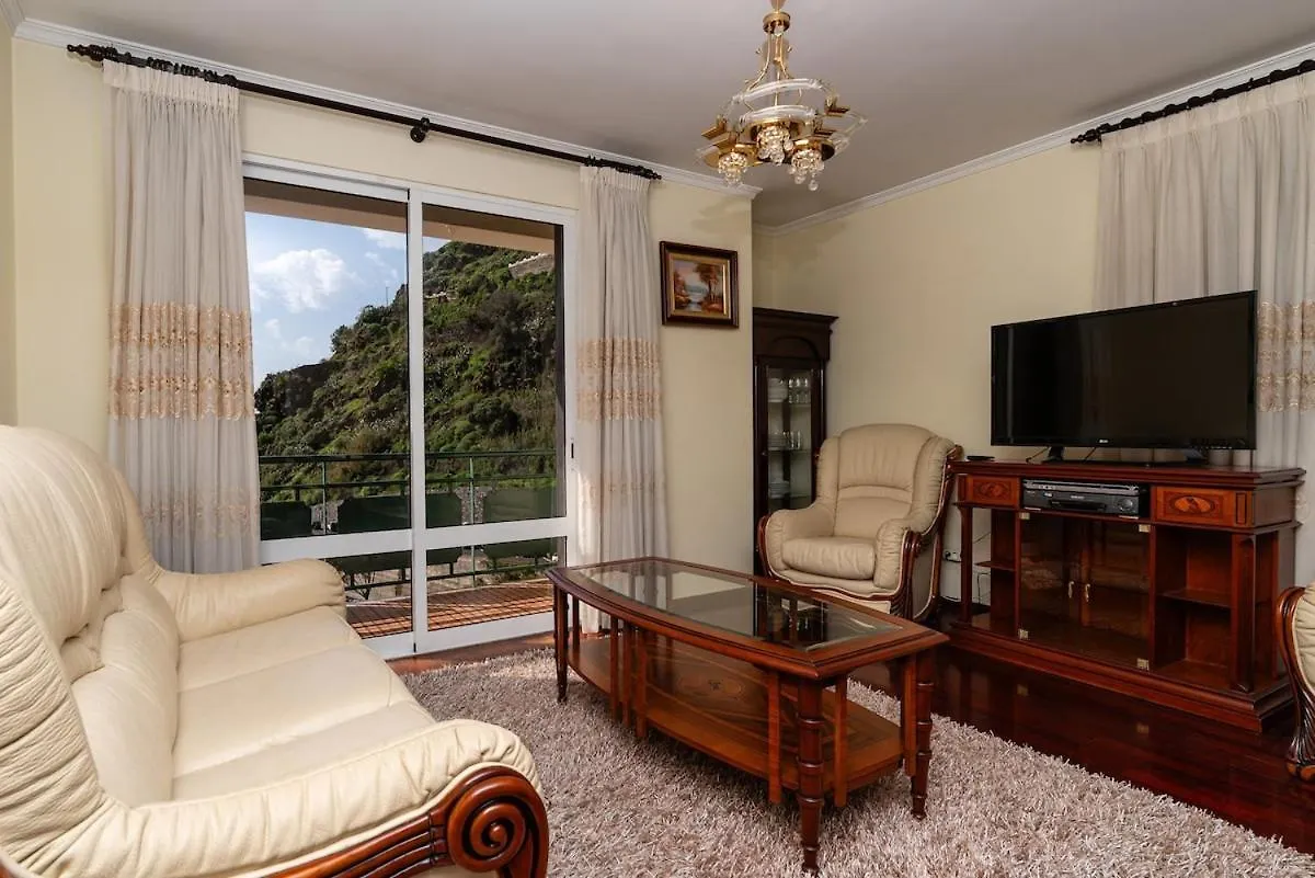 Bela Vale Nº4 Apartment Ribeira Brava 0*,  Portugal
